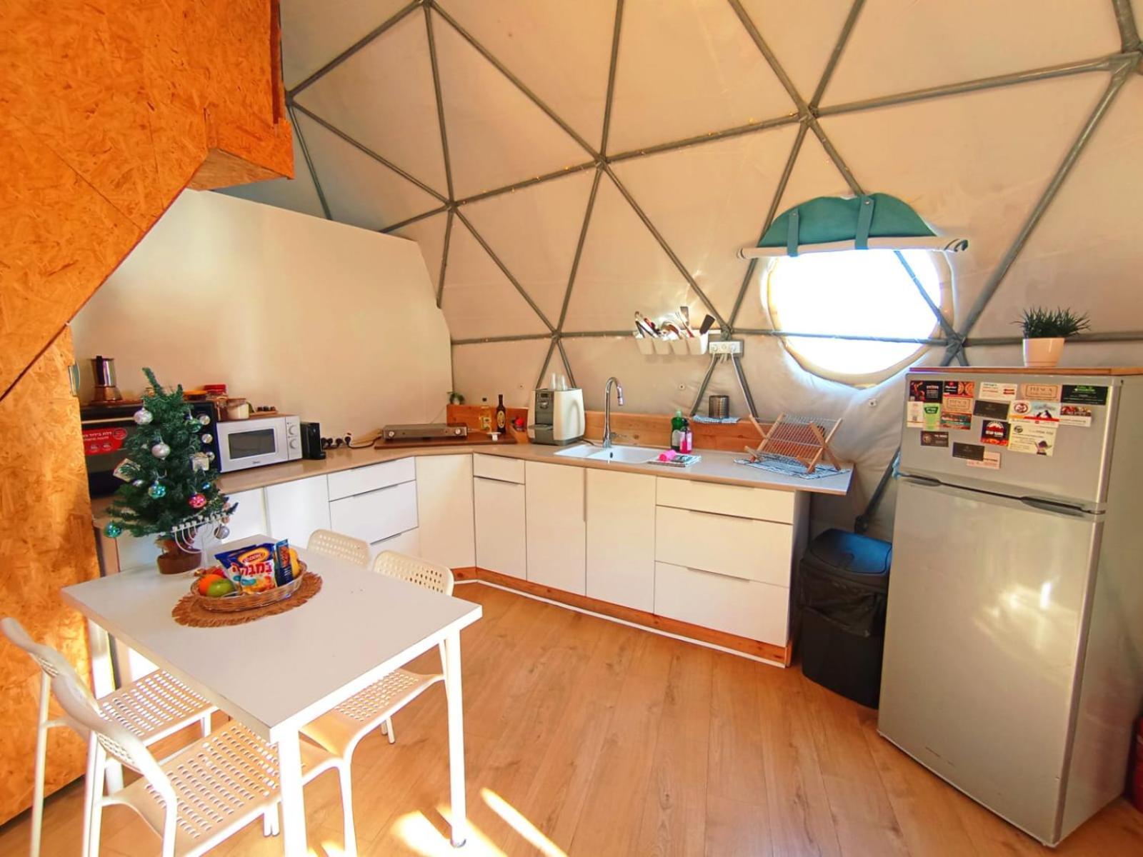 Olive Dome - כיפה גיאודזית ענקית ומודרנית בין עצי הזית Hotel Yavne'el Exterior photo
